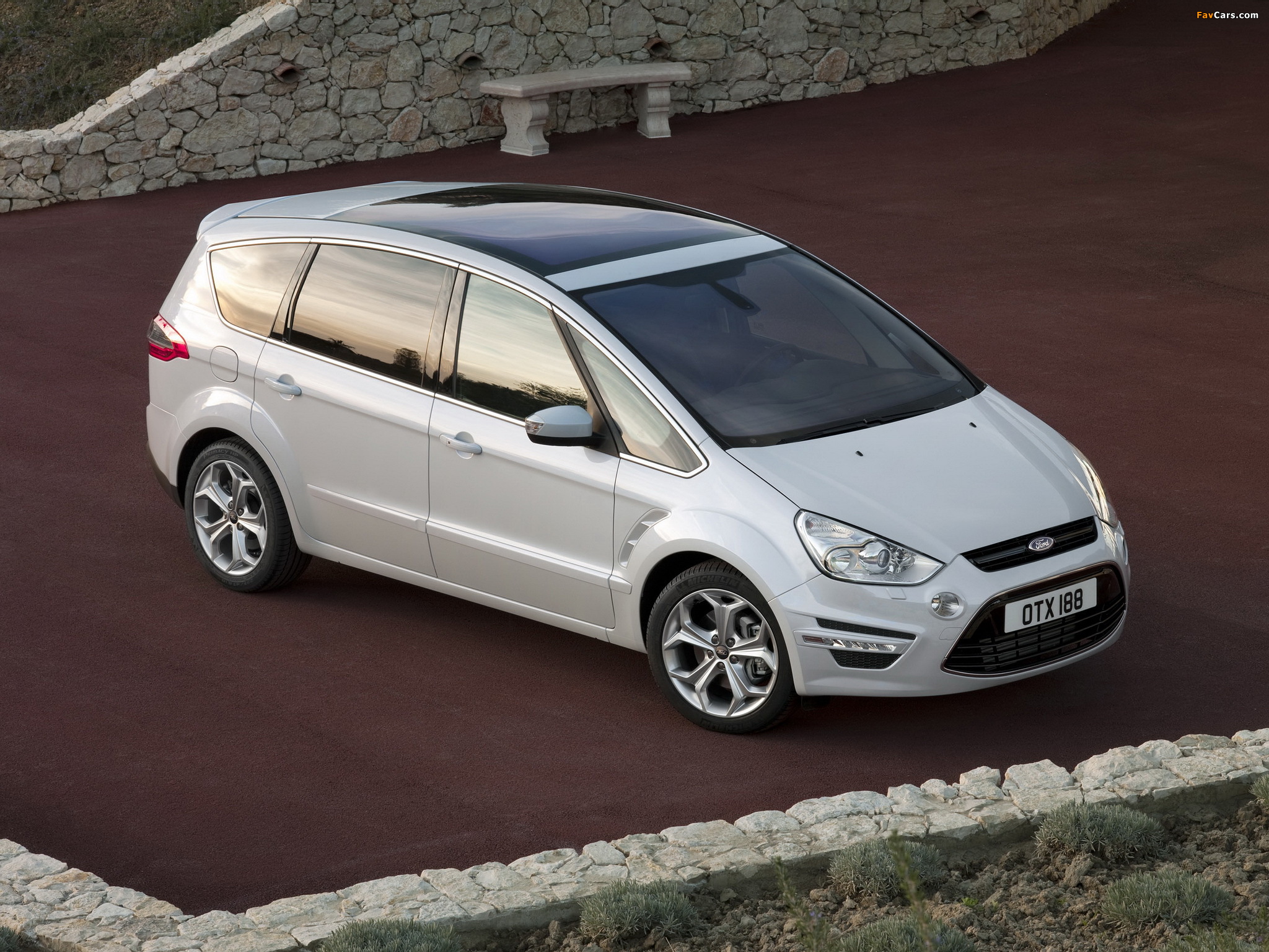 Photos of Ford S-MAX 2010 (2048 x 1536)