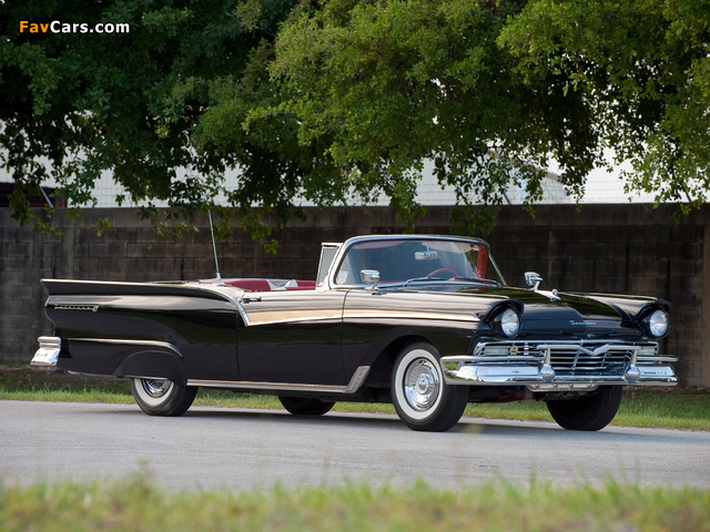 Pictures of Ford Fairlane 500 Skyliner Retractable Hardtop 1957 (640 x 480)