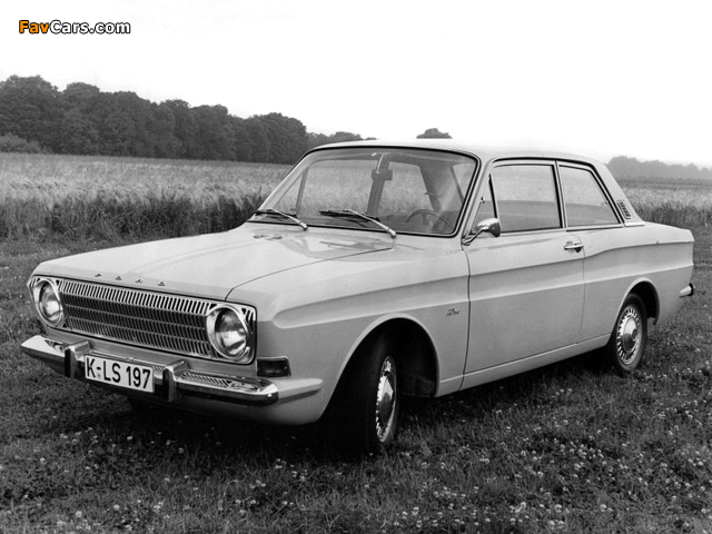 Ford 12M 2-door Saloon (P6) 1967–70 pictures (640 x 480)