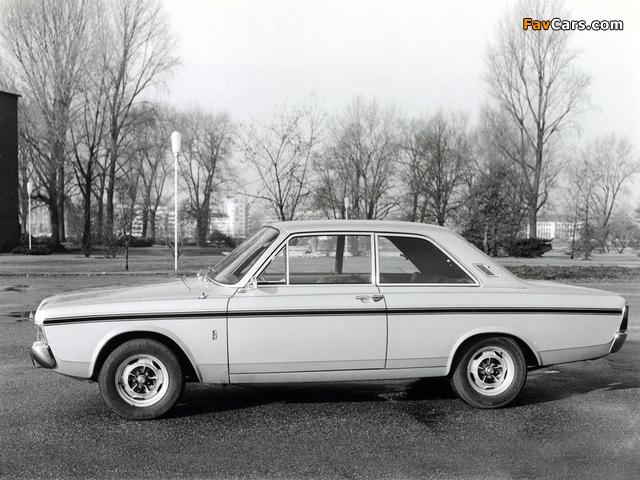 Ford Taunus 17M RS (P7b) 1968–71 photos (640 x 480)