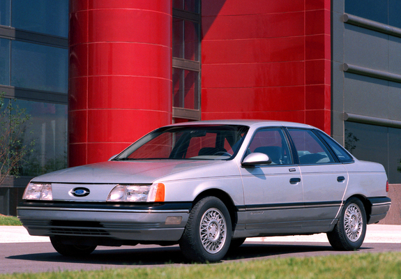 Ford Taurus 1985–91 pictures