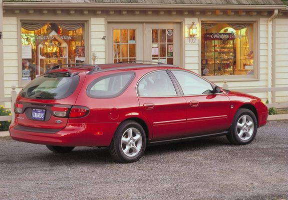 Ford Taurus Wagon 2000–04 images