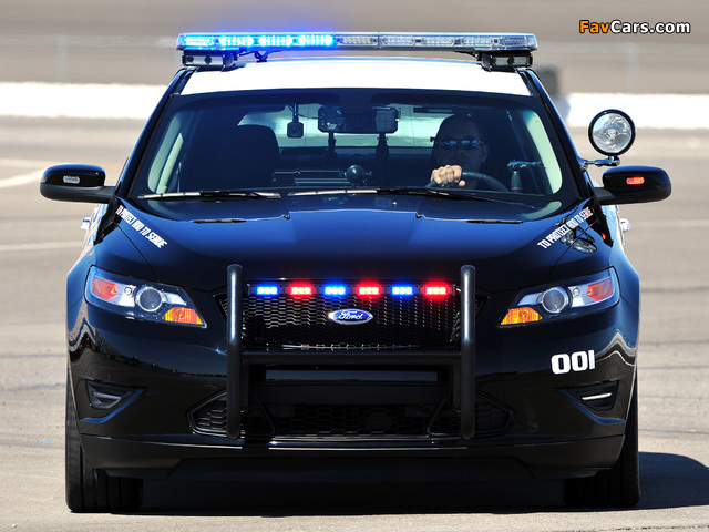 Ford Police Interceptor Sedan 2010 images (640 x 480)