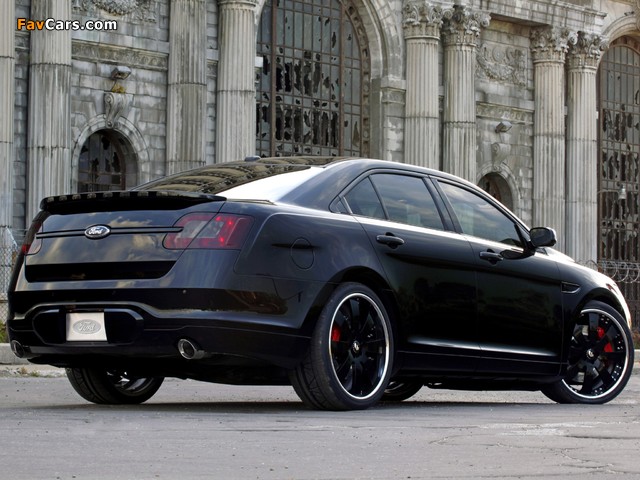 Stealth Ford Police Interceptor Sedan Concept 2010 pictures (640 x 480)