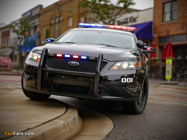 Ford Police Interceptor Sedan 2010 wallpapers (640 x 480)
