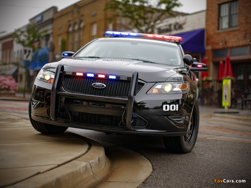 Ford Police Interceptor Sedan 2010 wallpapers (800 x 600)