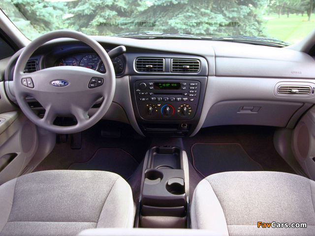 Images of Ford Taurus 2000–06 (640 x 480)