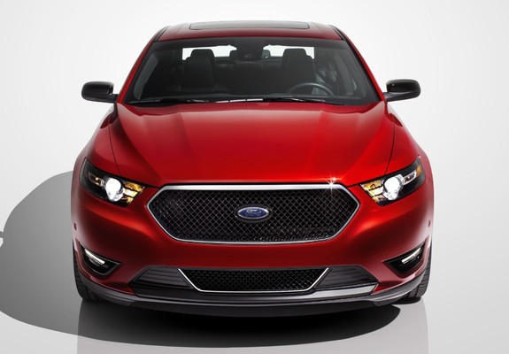 Images of Ford Taurus SHO 2011