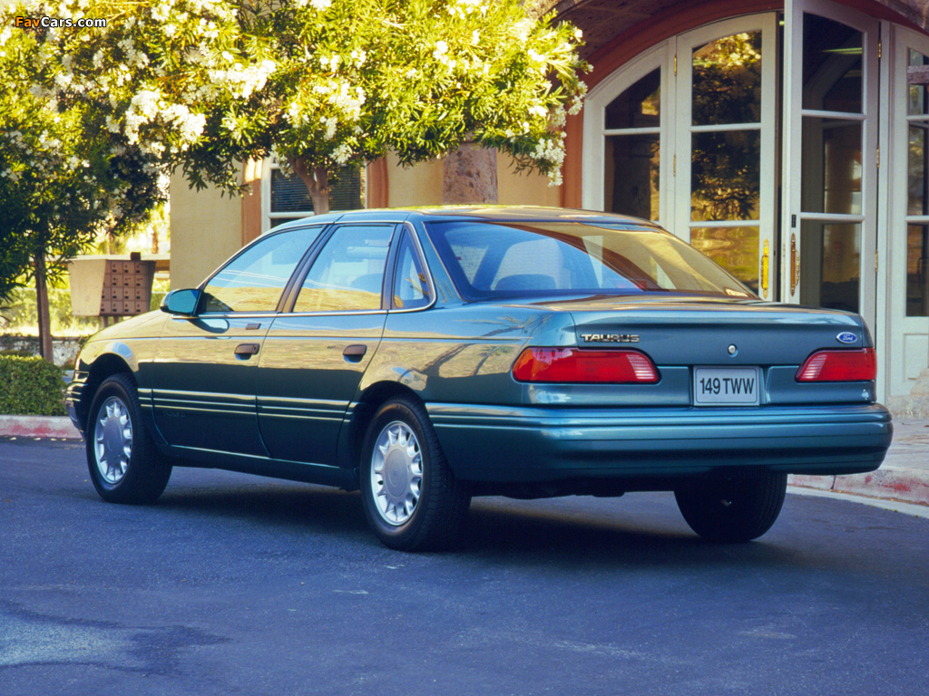 Photos of Ford Taurus 1992–95 (1024 x 768)