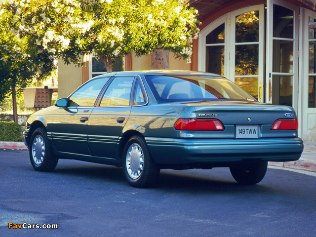 Photos of Ford Taurus 1992–95 (640 x 480)