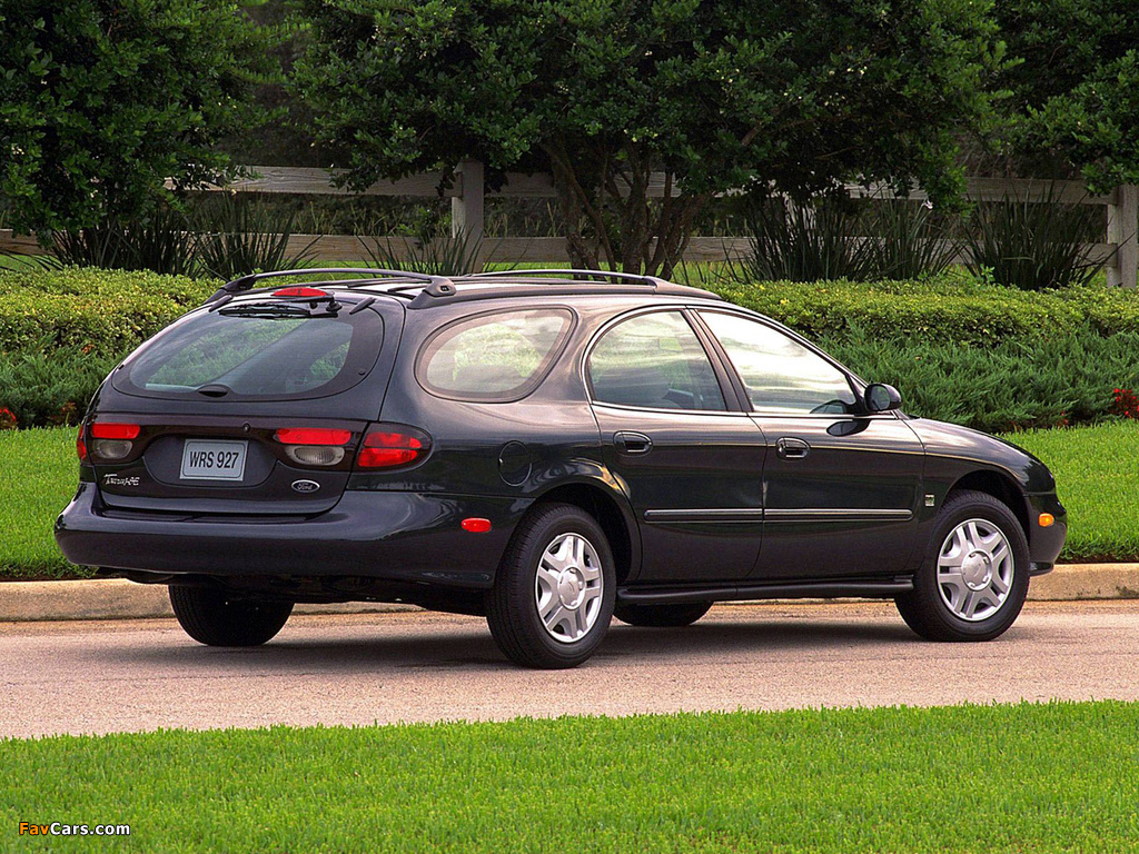 Photos of Ford Taurus Wagon 1996–99 (1024 x 768)