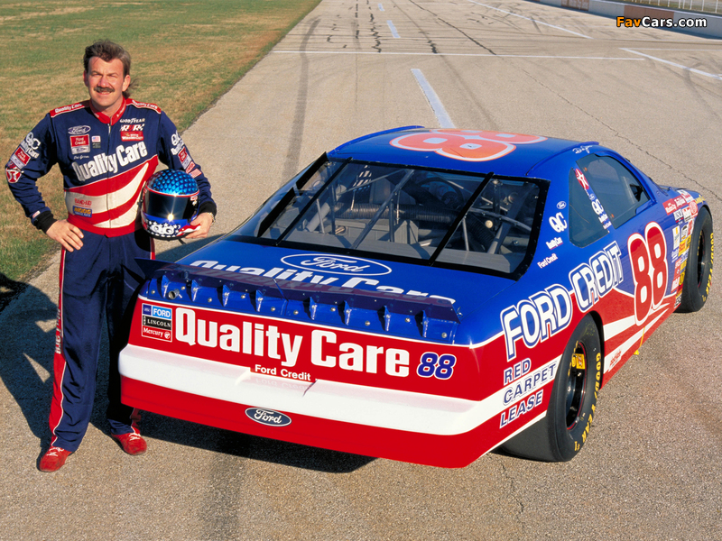 Photos of Ford Taurus NASCAR Race Car 1997 (800 x 600)