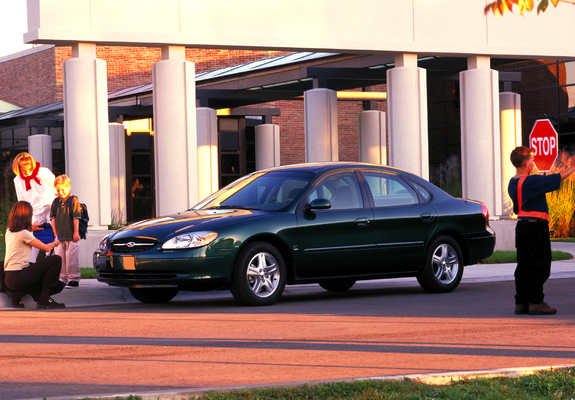 Photos of Ford Taurus 2000–06