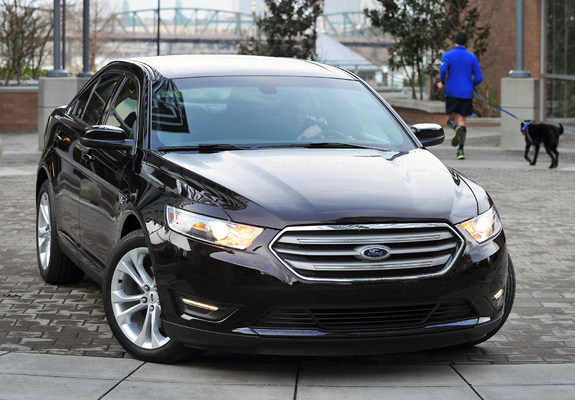 Photos of Ford Taurus 2011