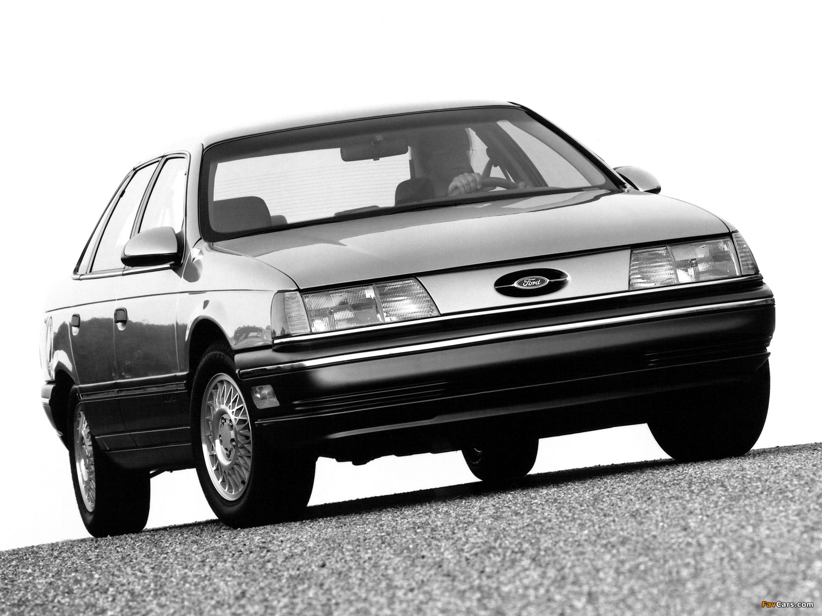Pictures of Ford Taurus 1985–91 (1600 x 1200)