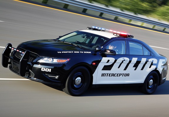 Pictures of Ford Police Interceptor Sedan 2010