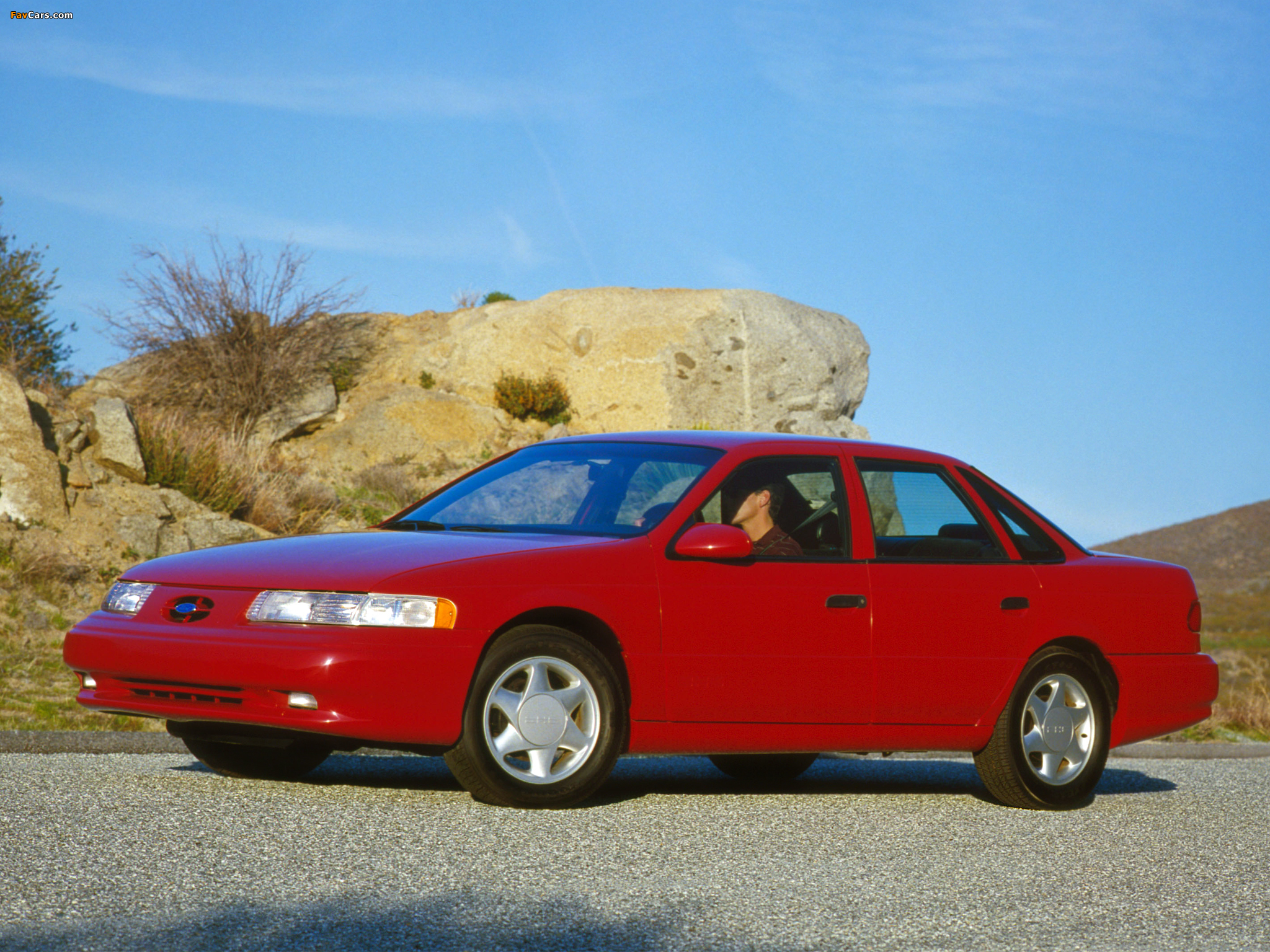 Ford Taurus SHO 1992–95 wallpapers (2048 x 1536)