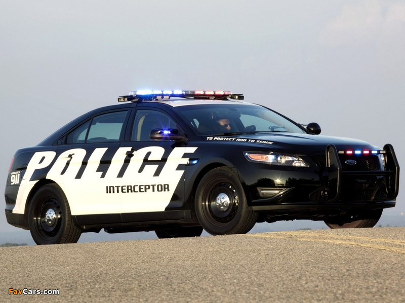 Ford Police Interceptor Sedan 2010 wallpapers (800 x 600)