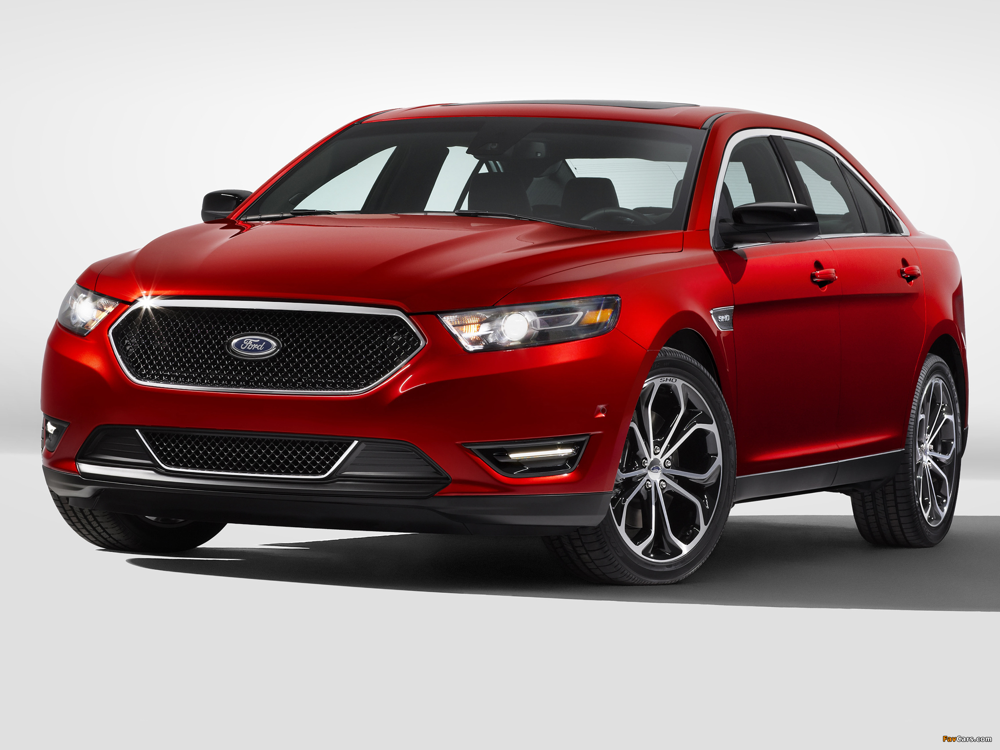 Ford Taurus SHO 2011 wallpapers (2048 x 1536)