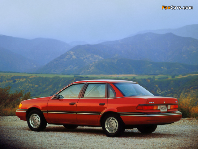 Photos of Ford Tempo Sedan 1988–91 (640 x 480)