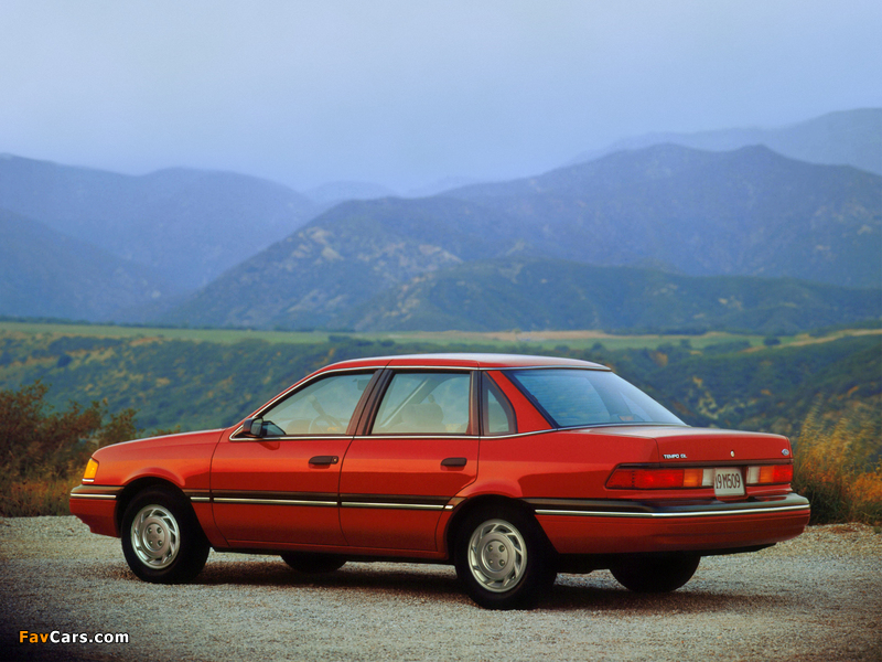 Photos of Ford Tempo Sedan 1988–91 (800 x 600)
