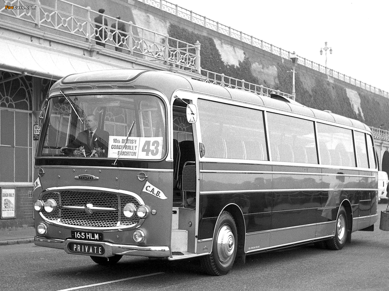 Plaxton Ford Thames 676E (C52F) 1964 pictures (1280 x 960)