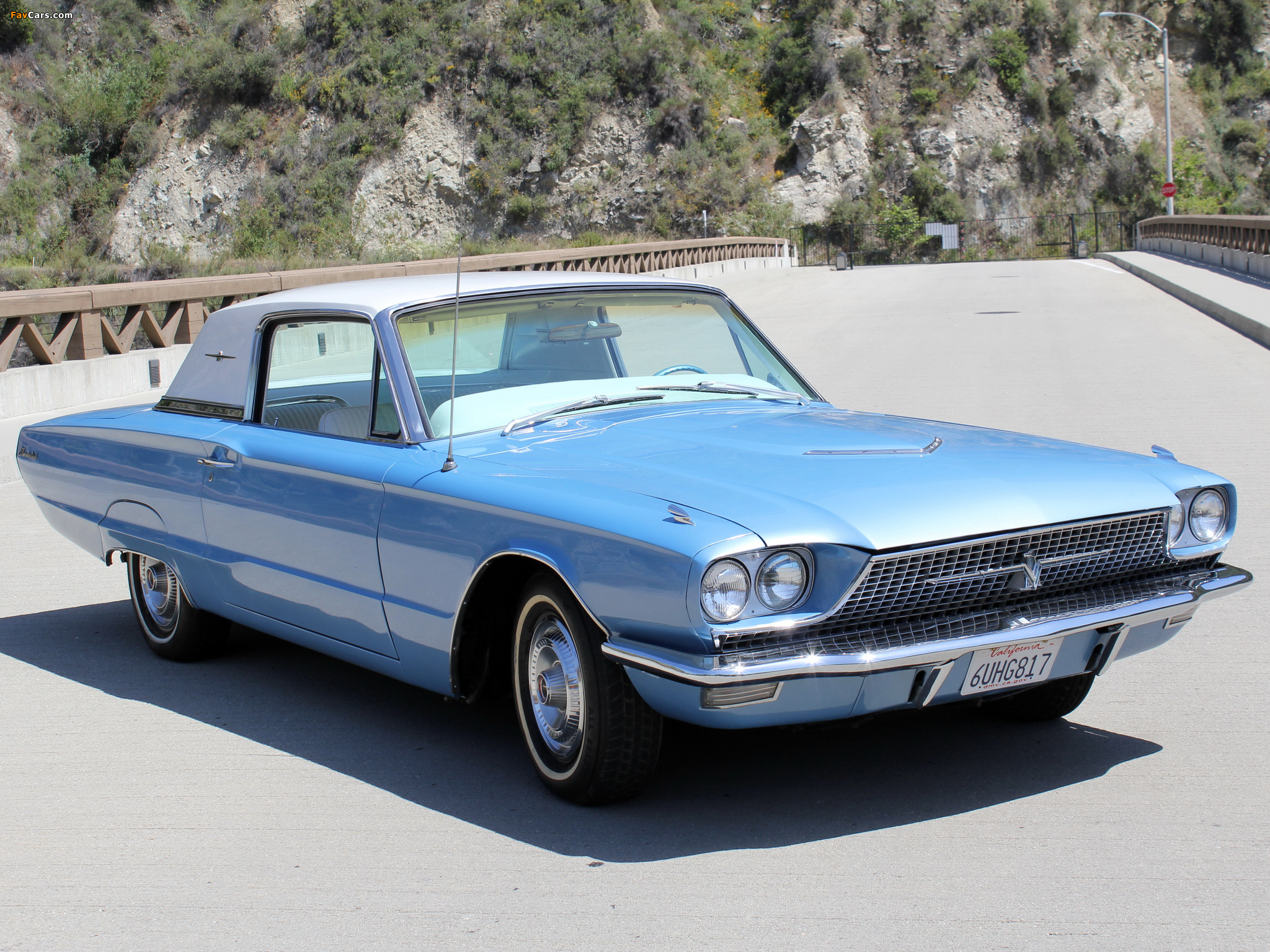 Ford Thunderbird Town Hardtop Coupe (63C) 1966 wallpapers (2048 x 1536)