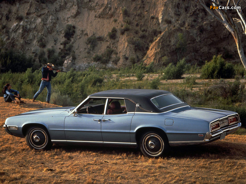 Ford Thunderbird 1967–71 images (800 x 600)