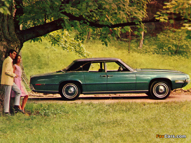 Ford Thunderbird Landau Sedan 1968 images (640 x 480)