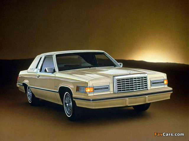 Ford Thunderbird Town Landau 1981–82 pictures (640 x 480)