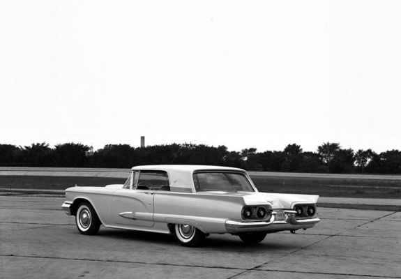 Images of Ford Thunderbird 1959