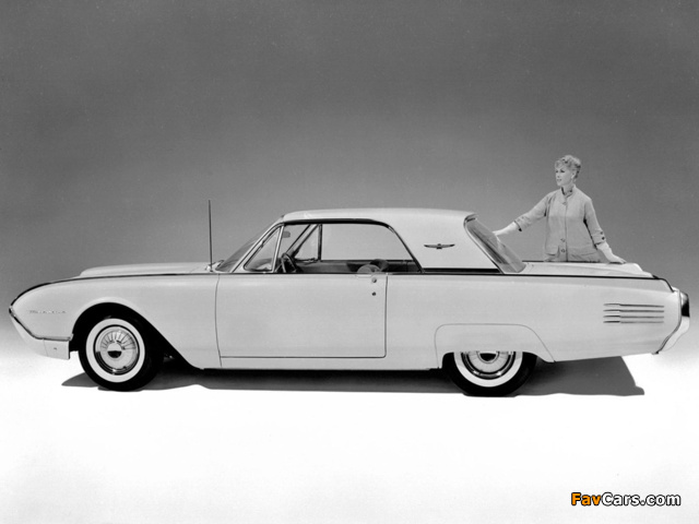 Images of Ford Thunderbird 1961 (640 x 480)