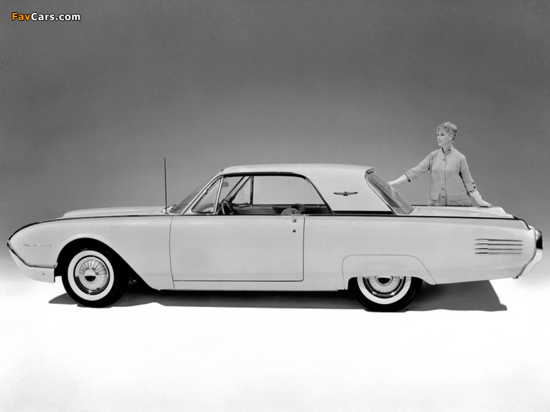 Images of Ford Thunderbird 1961 (800 x 600)