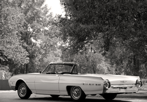 Photos of Ford Thunderbird 1962