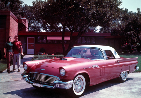 Pictures of Ford Thunderbird 1957