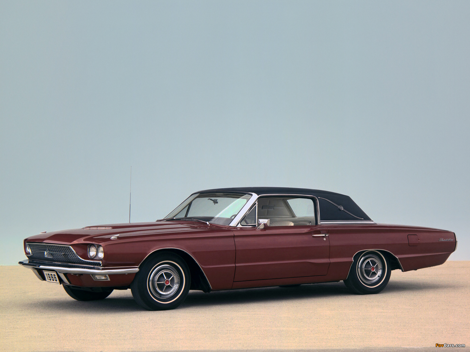 Pictures of Ford Thunderbird Town Landau Coupe (63D) 1966 (1600 x 1200)