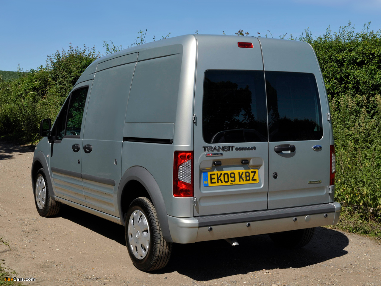 Ford Transit Connect LWB UK-spec 2009 images (1280 x 960)