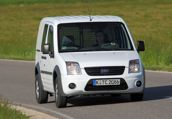 Ford Transit Connect 2009–12 pictures