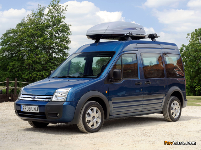 Images of Ford Tourneo Connect UK-spec 2002–09 (640 x 480)