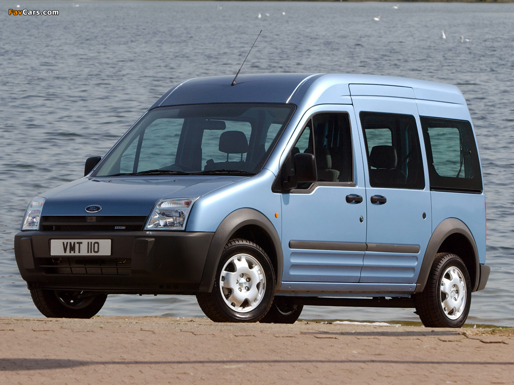 Images of Ford Tourneo Connect UK-spec 2002–09 (1024 x 768)