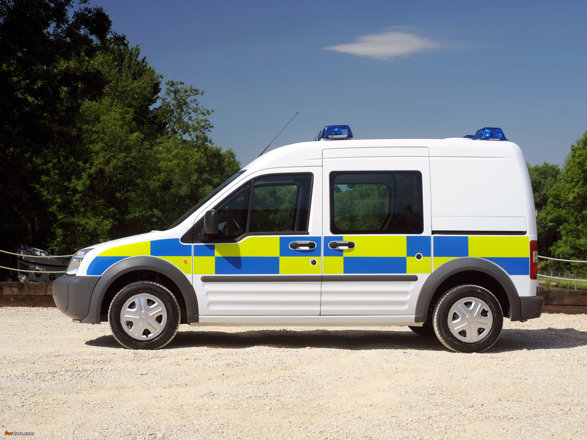Ford Transit Connect Crew Van Police 2006–09 wallpapers (2048 x 1536)