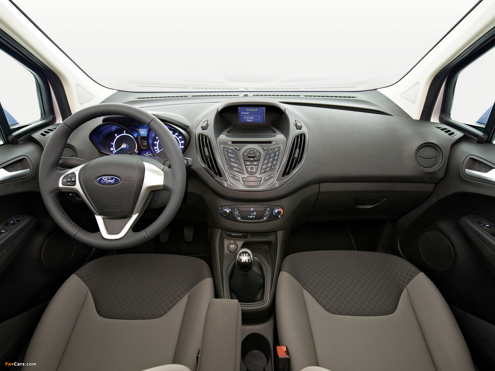 Ford Transit Courier 2013 wallpapers (1600 x 1200)