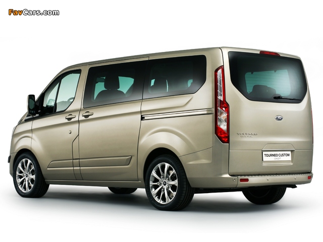 Ford Tourneo Custom 2012 pictures (640 x 480)