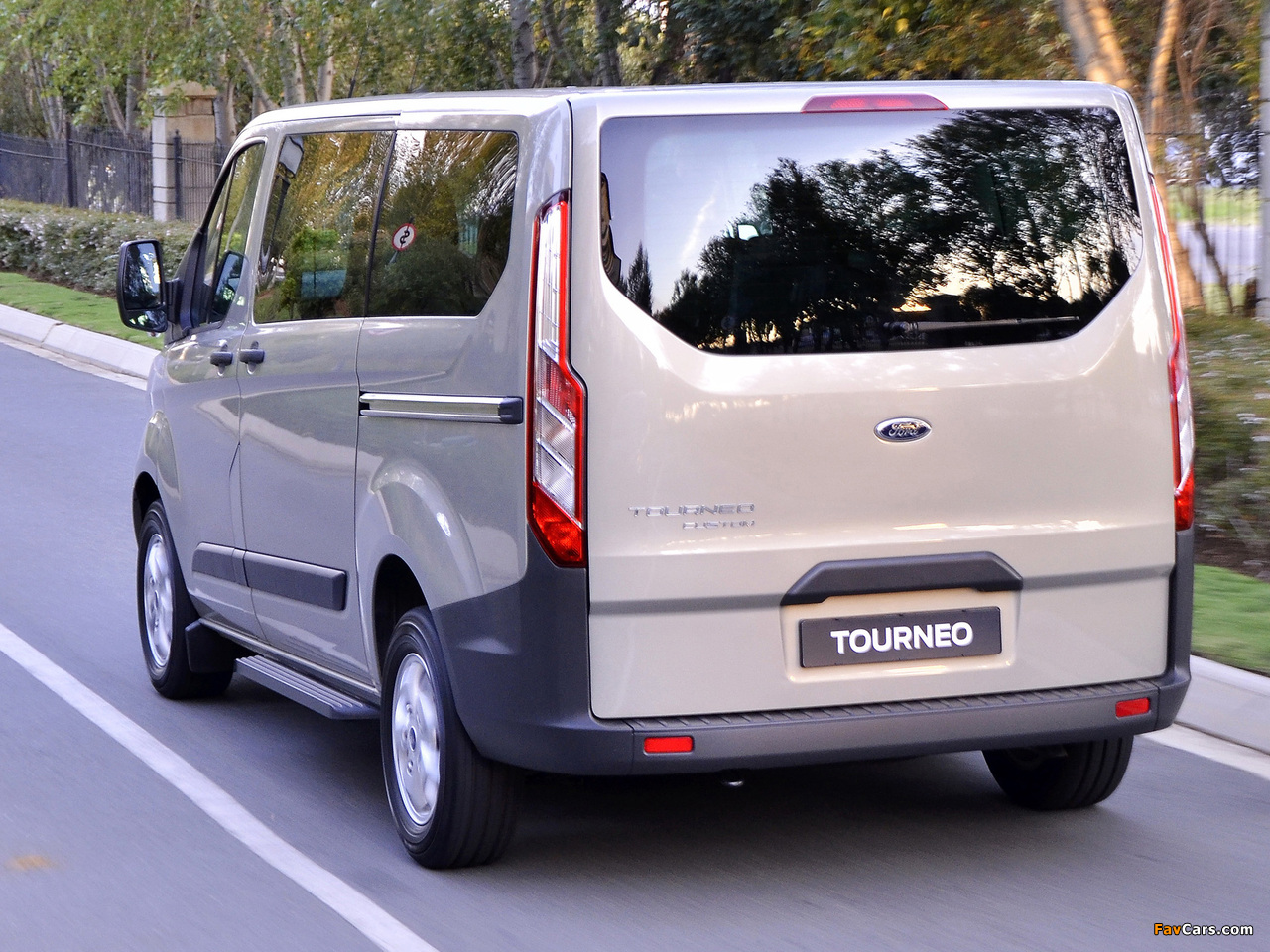 Ford Tourneo Custom ZA-spec 2013 pictures (1280 x 960)