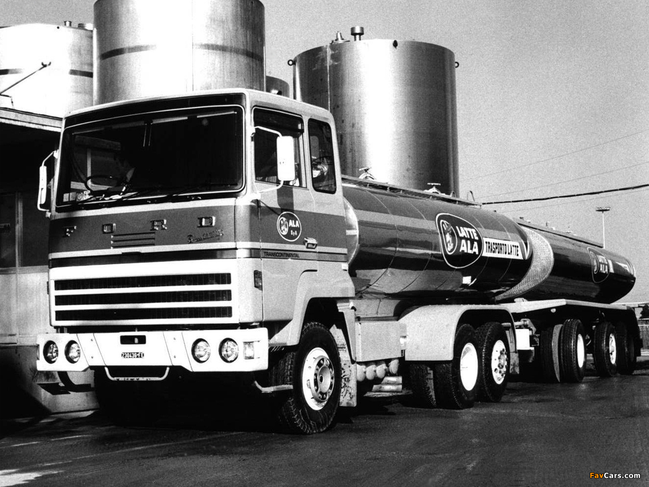 Images of Ford Transcontinental 6x2 Tanker UK-spec 1975–78 (1280 x 960)