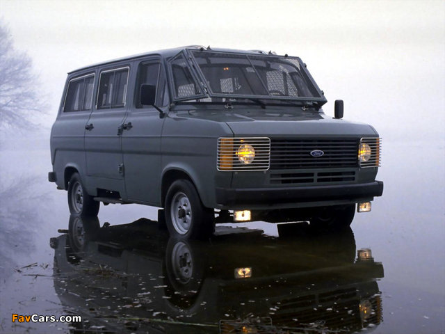 Ford Transit Police 1978 wallpapers (640 x 480)