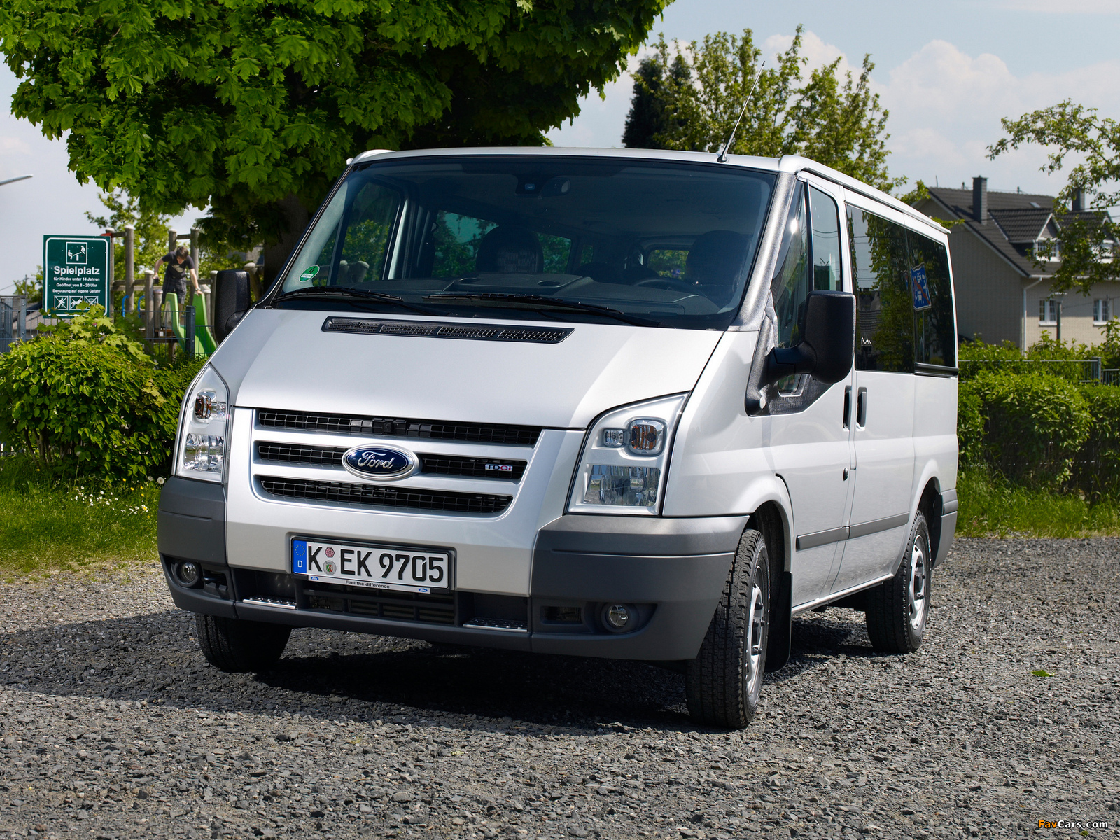 Ford Transit Tourneo 2011 wallpapers (1600 x 1200)