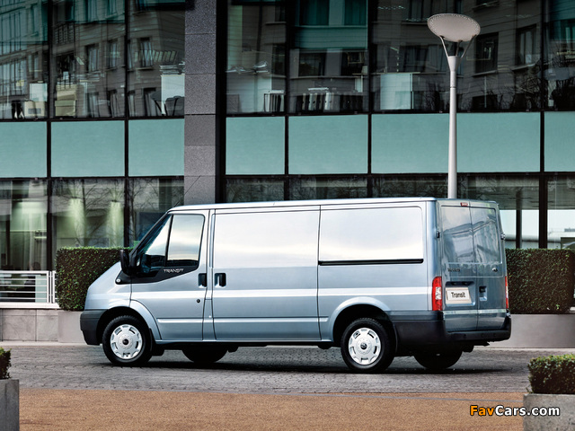Images of Ford Transit SWB Van 2006–11 (640 x 480)