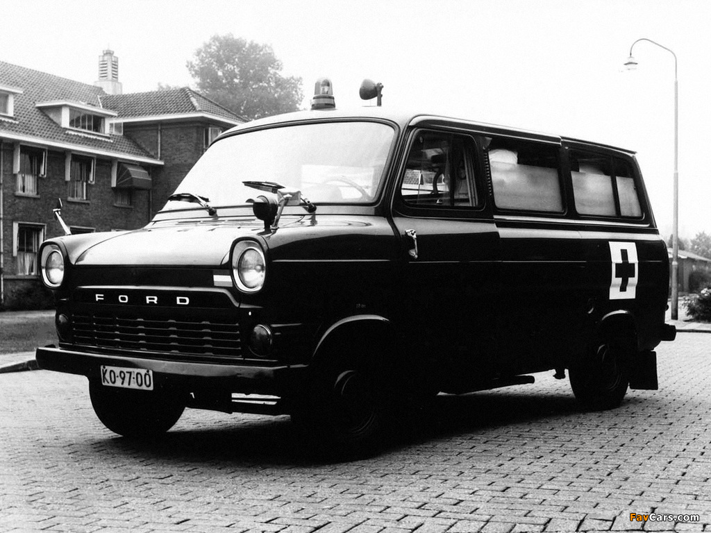 Photos of Ford Transit Ambulance 1965–71 (1024 x 768)