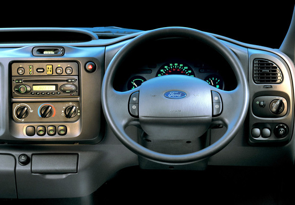 Pictures of Ford Transit UK-spec 2000–06
